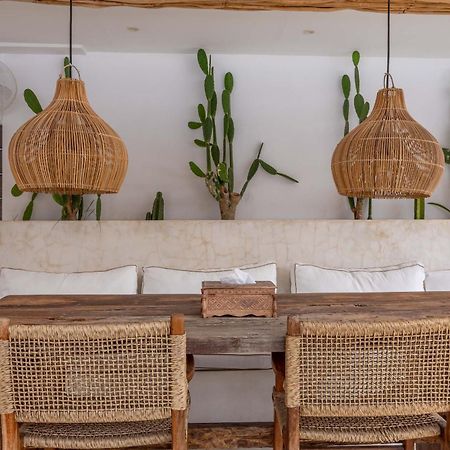 Turan Casa Auri Seminyak Villa Eksteriør billede